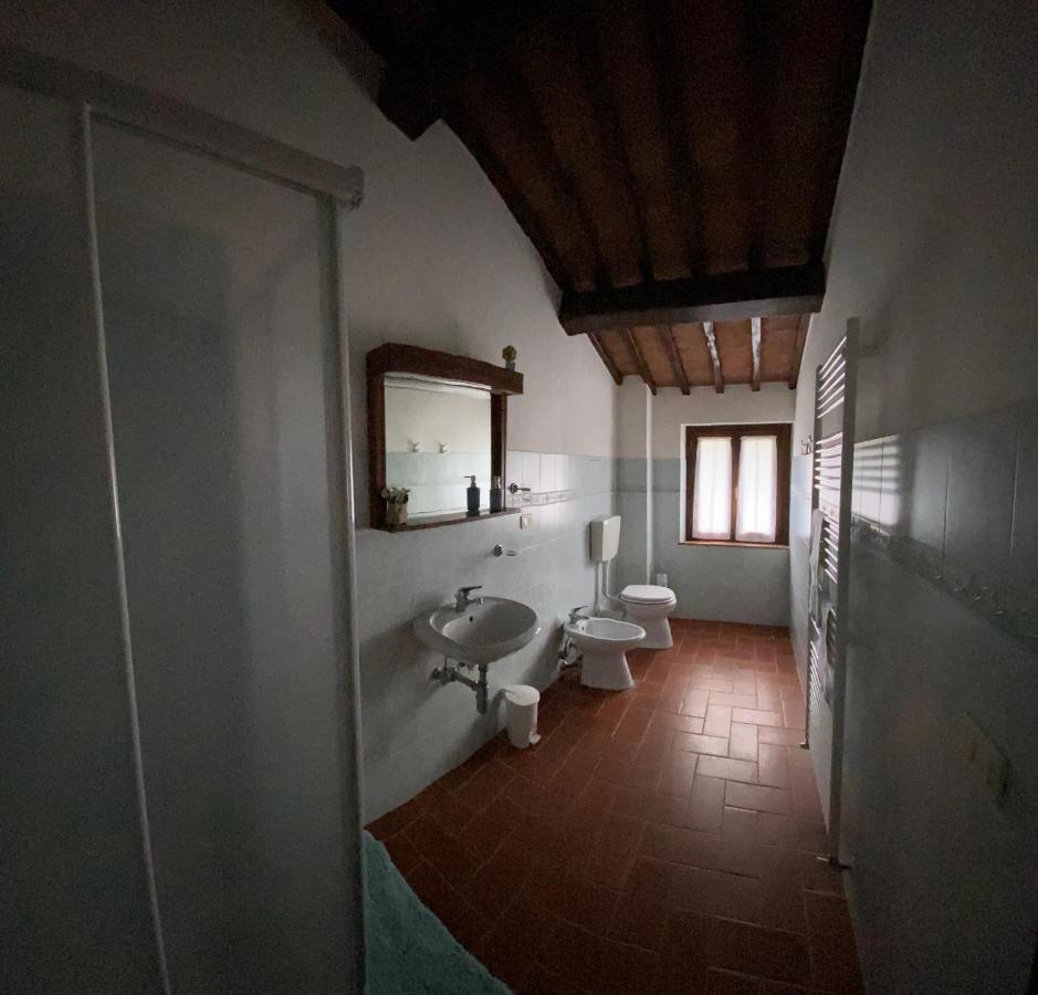 Masso Alle Rose Di Santarsiero Serena Montaione Kültér fotó